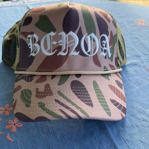 Benoa swim trucker hat camo NWT